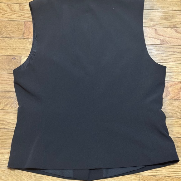 Black H&M Vest - Picture 3 of 3